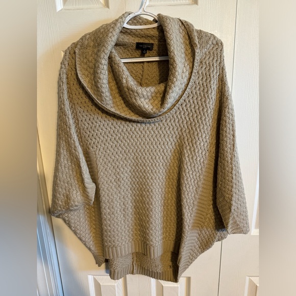 The Limited Sweaters - The Limited beige knit sweater size small